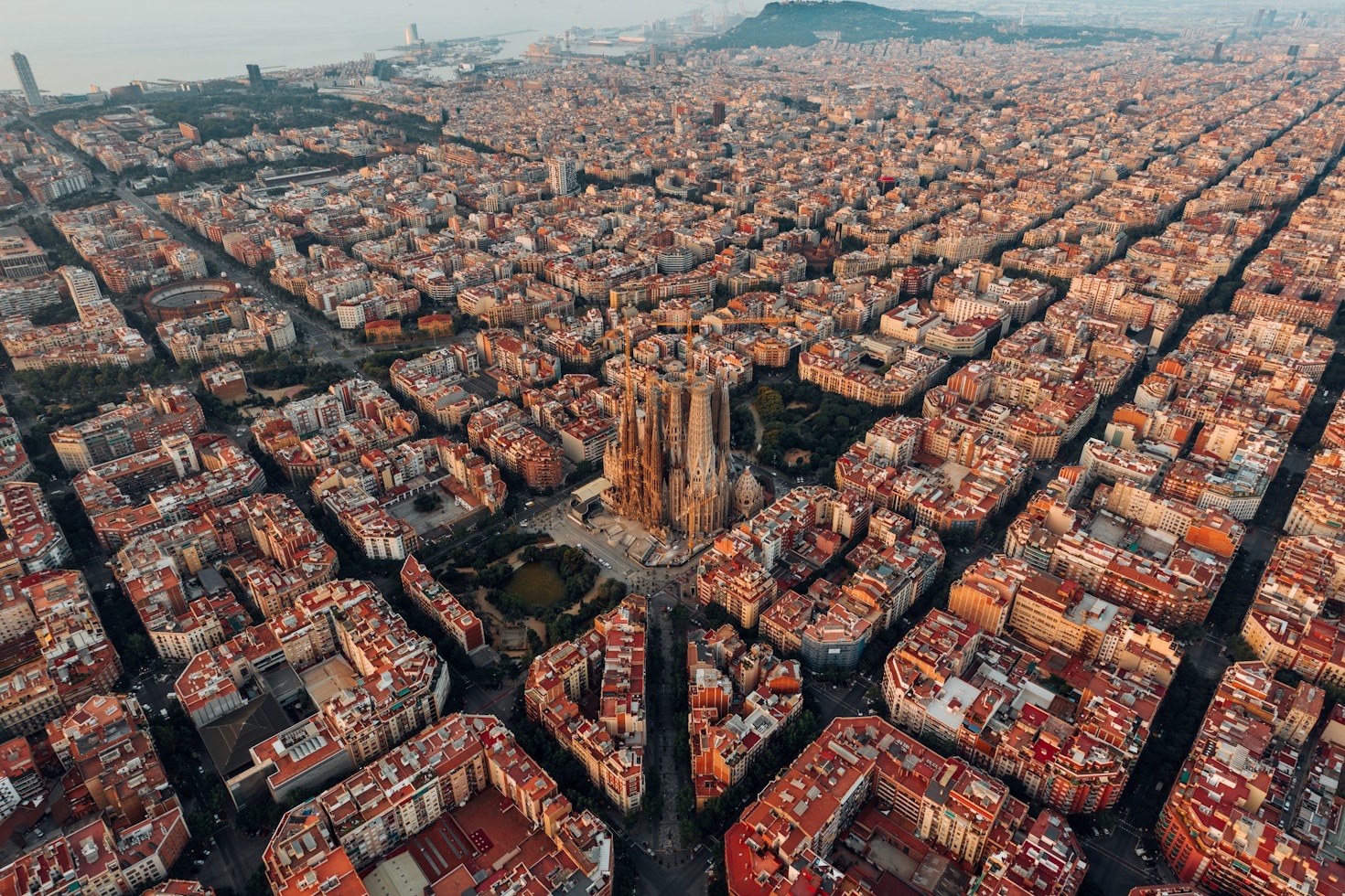 How to Fully Immerse in Barcelona’s Culture